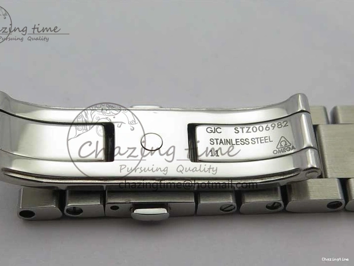 0121 Aqua Terra 150M 34mm Ladies SS VSF 1:1 Best Edition White Wave Dial RG Markers on SS Bracelet A WellDesigned 7928